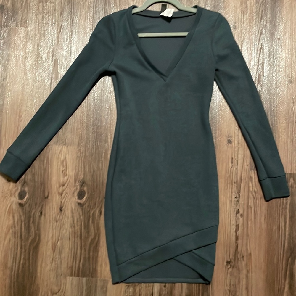 Green V neck sweater dress size small